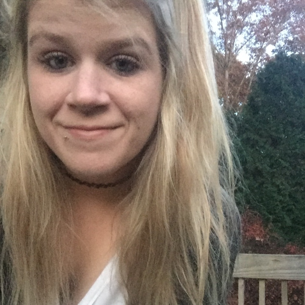 Meet your Posher, Katey